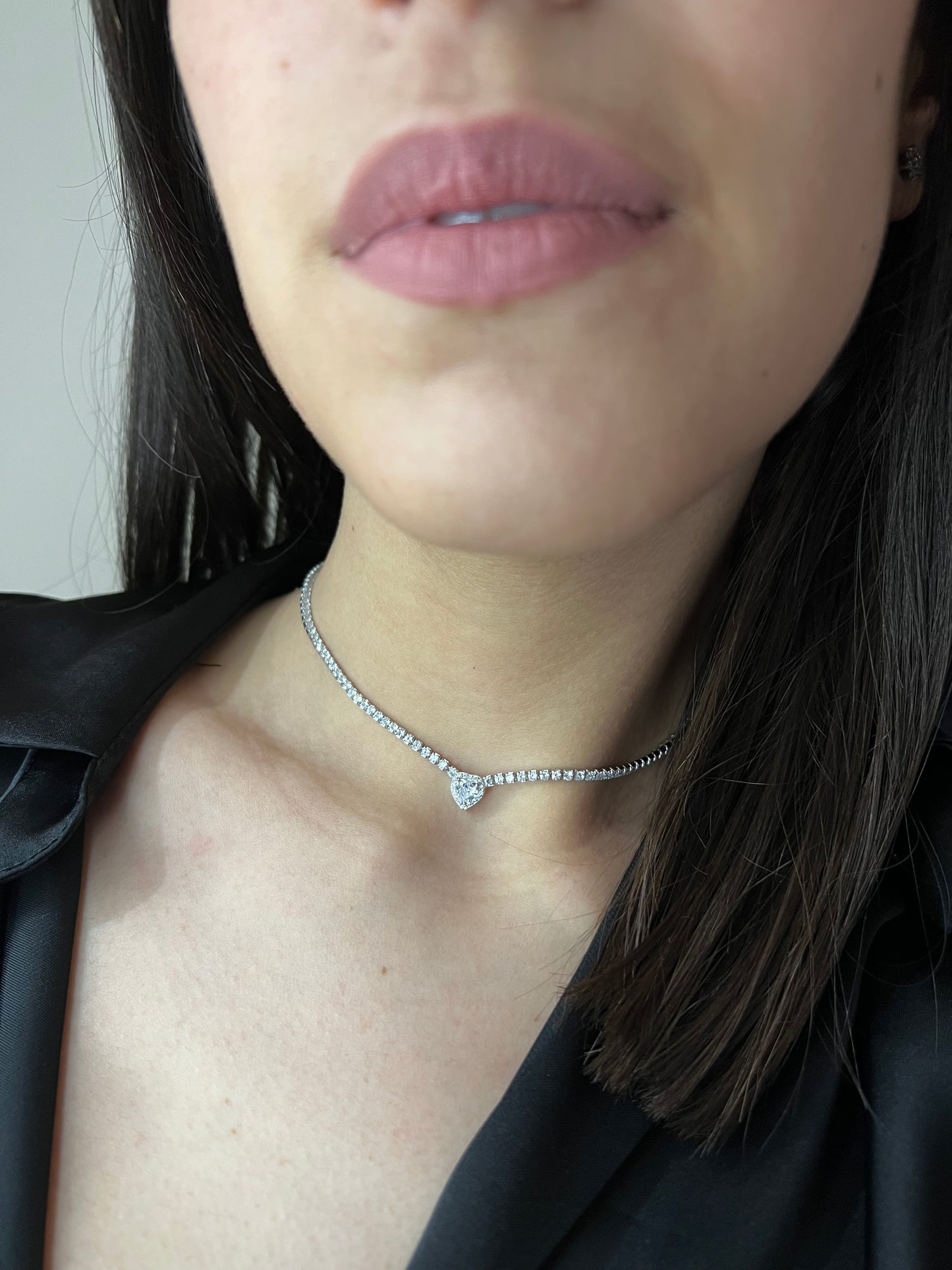 Choker con pendente a cuore